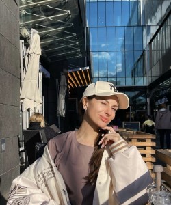 Частная массажистка Вика 