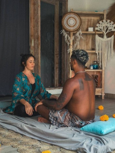 Частная массажистка Ленара 