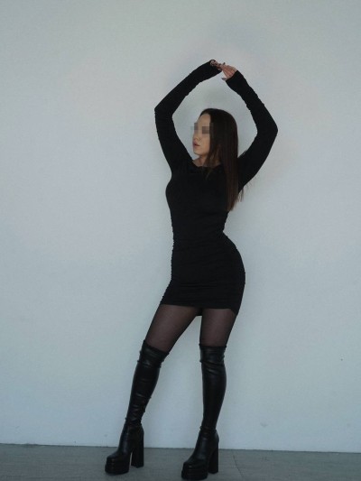 Частная массажистка Адель 