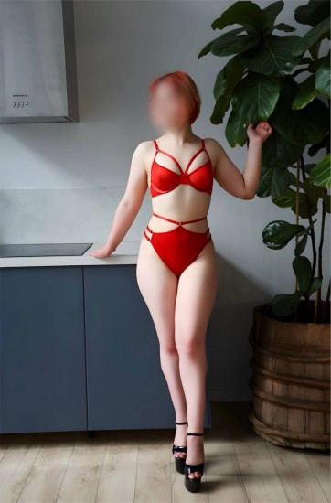 Массажистка салона Альбина, 28 лет, Москва - фото 1