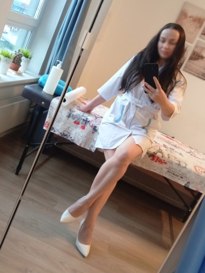 Частная массажистка Алина 