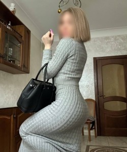 Массажистка Саша салон массажа Моника