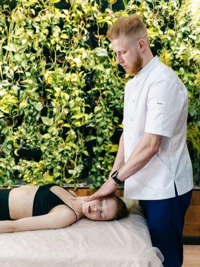 Частный массажист Дмитрий 