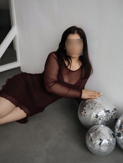 Частная массажистка Лола 