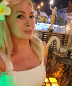 Частная массажистка Лара 