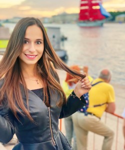 Частная массажистка Екатерина Свирина 