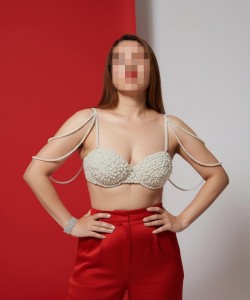 Частная массажистка Элиф 