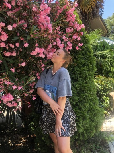 Частная массажистка Виолетта 