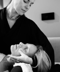 Частная массажистка Анна Солар 